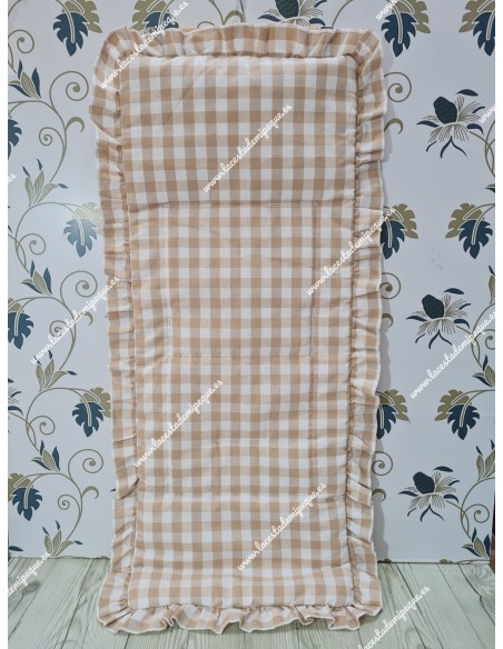 Funda Universal Vichy beige mediano  Volante