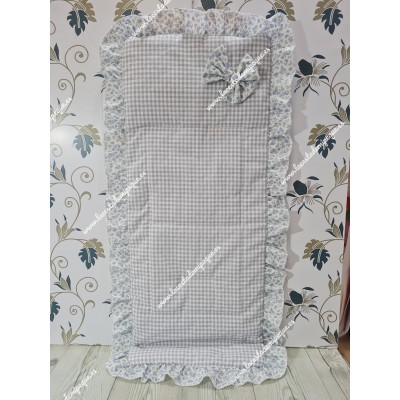 Funda Universal Vichy Gris Cuadros-P Volante Flores...