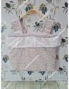 Bolso Pocket Flores Morado y Gris Volante Plumeti Blanco