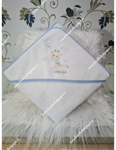 Toalla Capa de Baño Jirafa Celeste Fondo Blanco