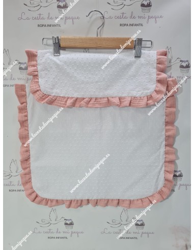 Colcha Capazo Universal Plumeti Blanco volantito alrededor bambula rosa empolvado