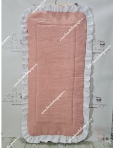Pack Bolso, Cubrecapazo, Colchoneta y Colcha Bambula Rosa y Plumeti Blanco 2