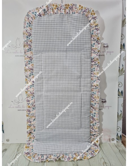 Funda Universal Vichy Gris Cuadros pequeños con volante a todo alrededor en tejido estampado de Flores Otoñales en tonos rosa