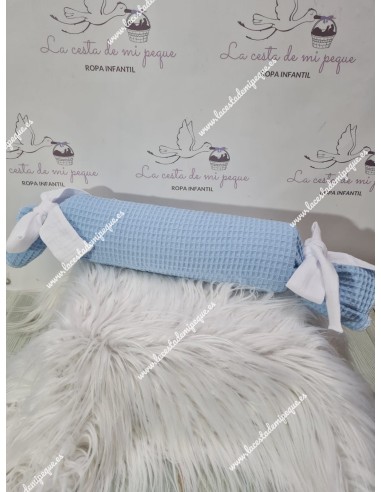 Cojín antivuelco o caramelo Waffle Azul Lazo Bambula