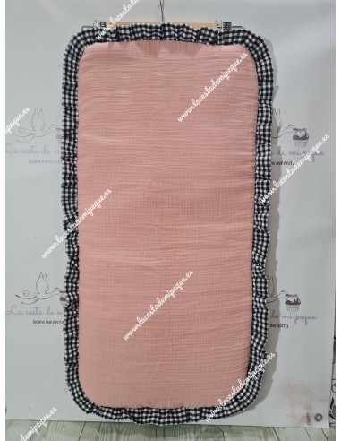 Colchoneta Capazo Universal Bambula Rosa Empolvado Volante Vichy negro cuadro pequeño