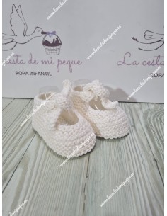 Patucos de Lana Artesanales crudo 2