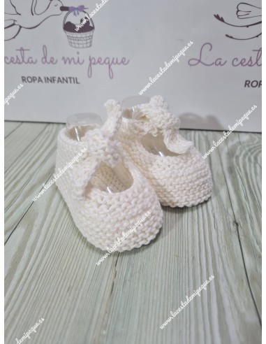 Patucos de Lana Artesanales crudo