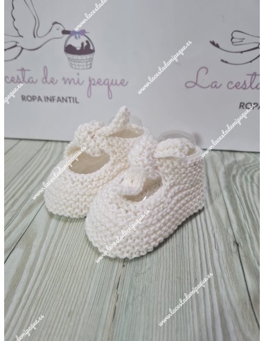 Patucos de Lana Artesanales crudo