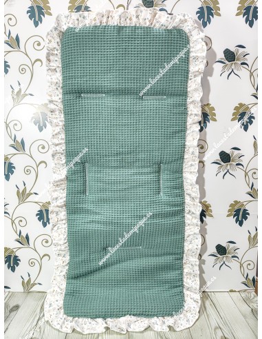 Funda Universal Waffle Verde Jade con Volante a todo alrededor en tejido de Flores Camel
