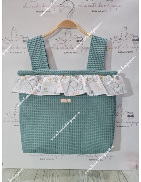 Pack Bolso, Cubrecapazo, Colcha, Colchoneta Capazo, Salvababas, Neceser y Arrullo Waffle Verde Jade y Elefantes Gris