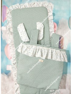 Funda Universal Vichy Verde Oliva  cuadro pequeño con volante a todo alrededor en tejido estampado de flores y hojas en tonos ca 2