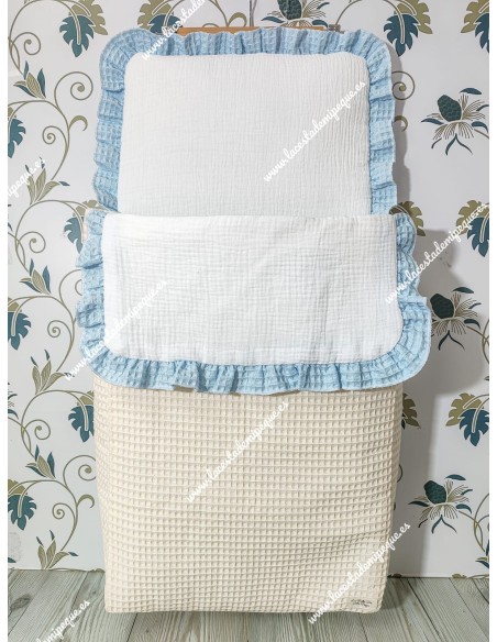 Pack Bolso, Cubrecapazo y Saco Desmontable Waffle Beige Combinafo con Waffle Celeste además de bambula blanca