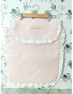 Colcha Capazo Universal Waffle Rosa Volante Flores camel 2