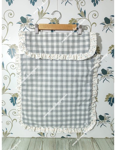 Colcha Capazo Universal Vichy Gris Cuadros-M Volante Flores Camel