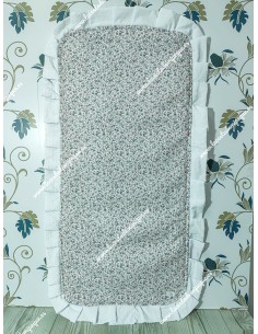 Colchoneta Capazo Universal Flores Morado y Gris Volante Plumeti Blanco