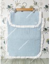 Colcha Capazo Universal Bambula Celeste Volante Plumeti Blanco