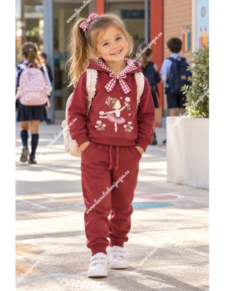 Chandal Bailarina Burdeos Capucha