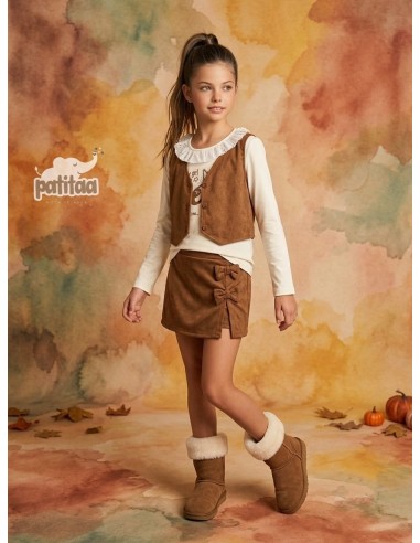 Conjunto 3 Piezas Camiseta, Chaleco y Falda Pantalón Camel